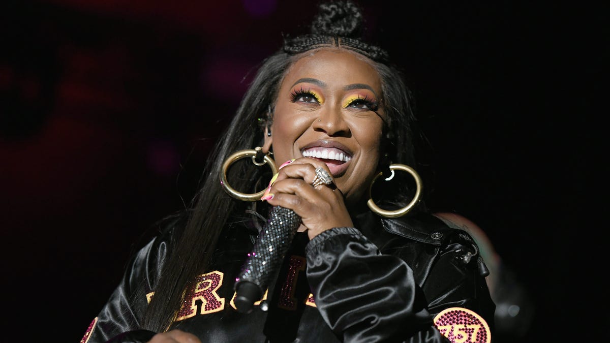 Watch Missy Elliott Gives Moving Speech After Receiving Honorary Degree From Berklee College Of 2193