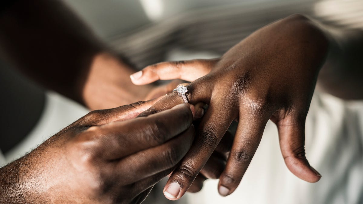 Black Couple Had Proposal Ruined by White Security Guards Who Accused
