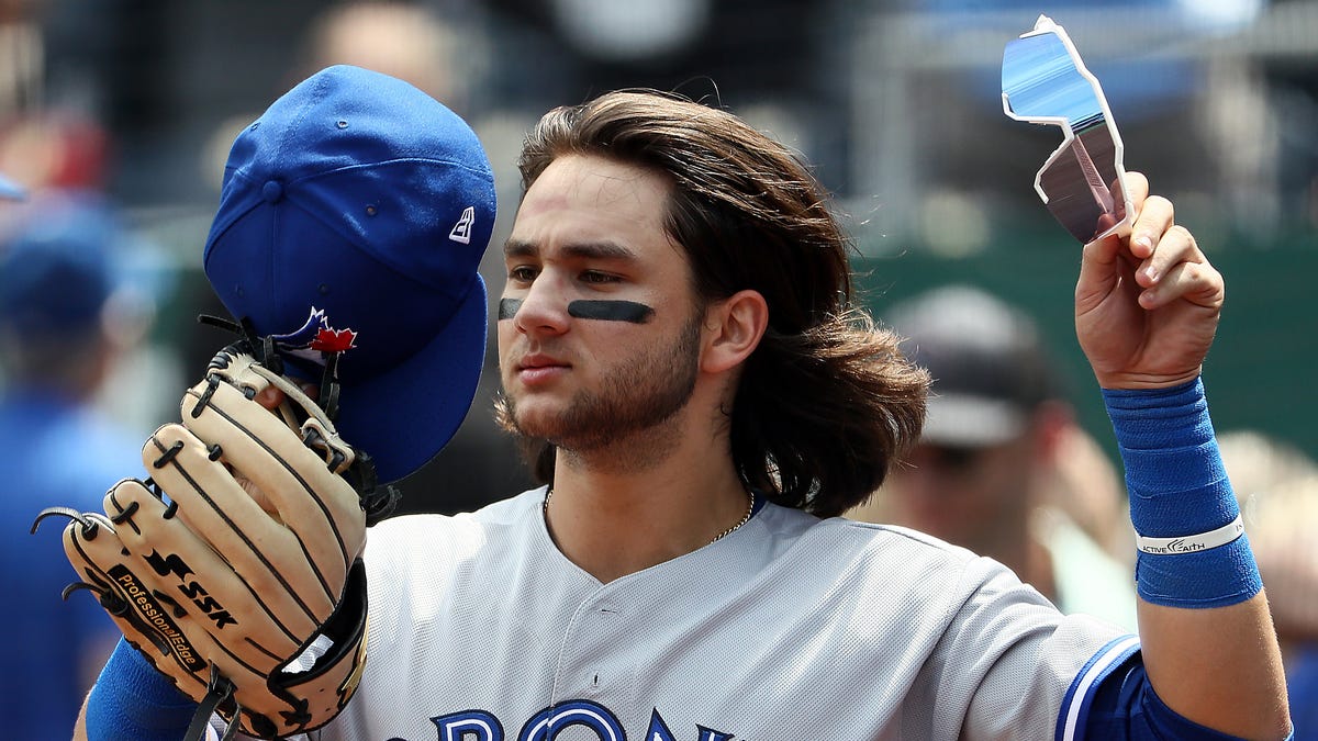 Bichette opening eyes, including his dad's, in torrid start to MLB career  with Blue Jays