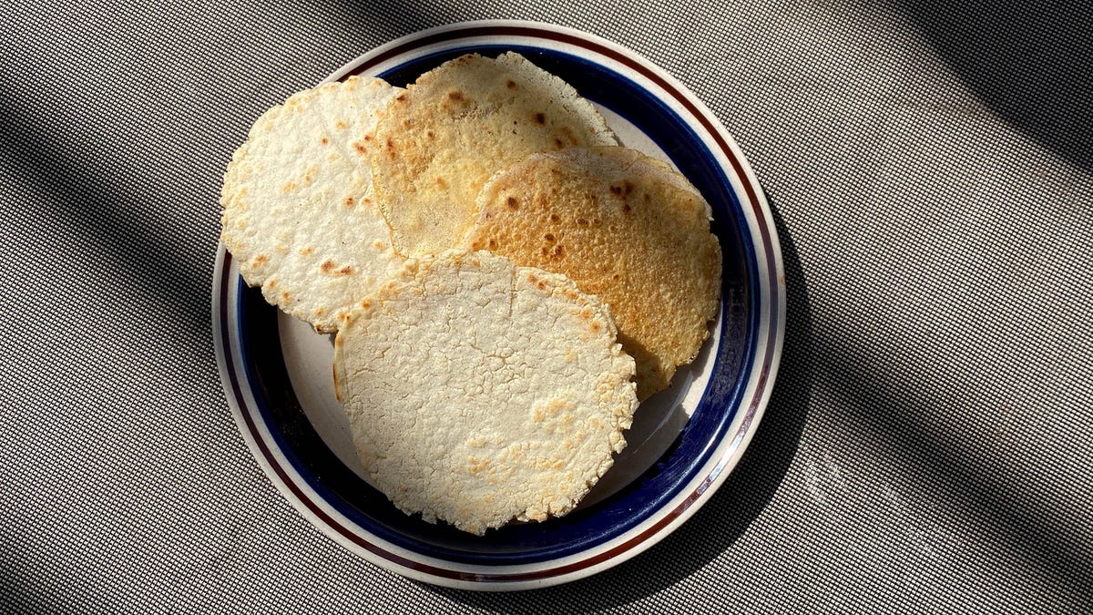 El Comal. Tortilla Flour. 4 Lb. Bag.