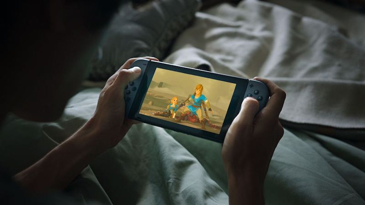 Nintendo's Switch with better battery life includes Mario Kart 8