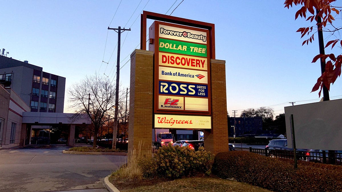 Dollar tree shop by ross