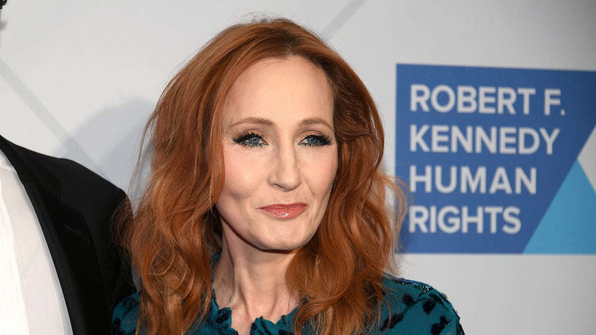 J.K. Rowling Has Some Bad Opinions To Share About Trans People