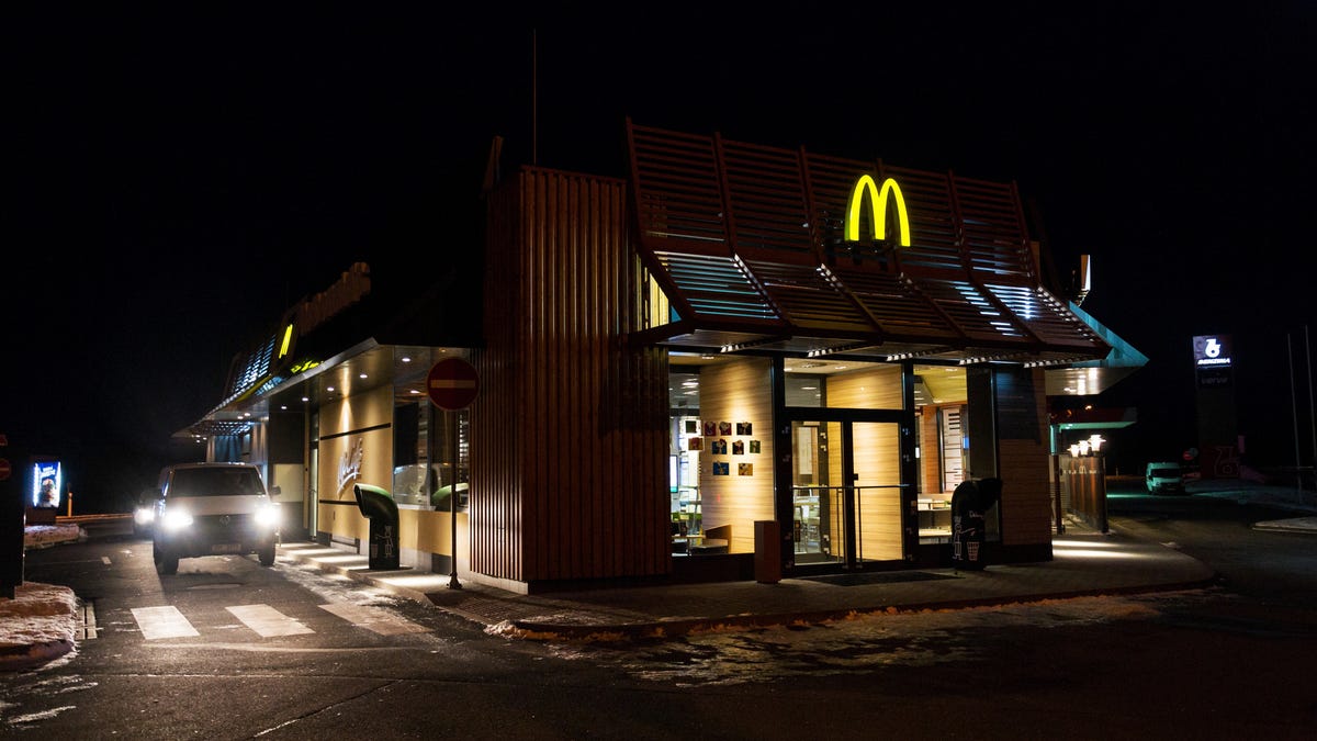 McDonald’s makes big changes to latenight menu