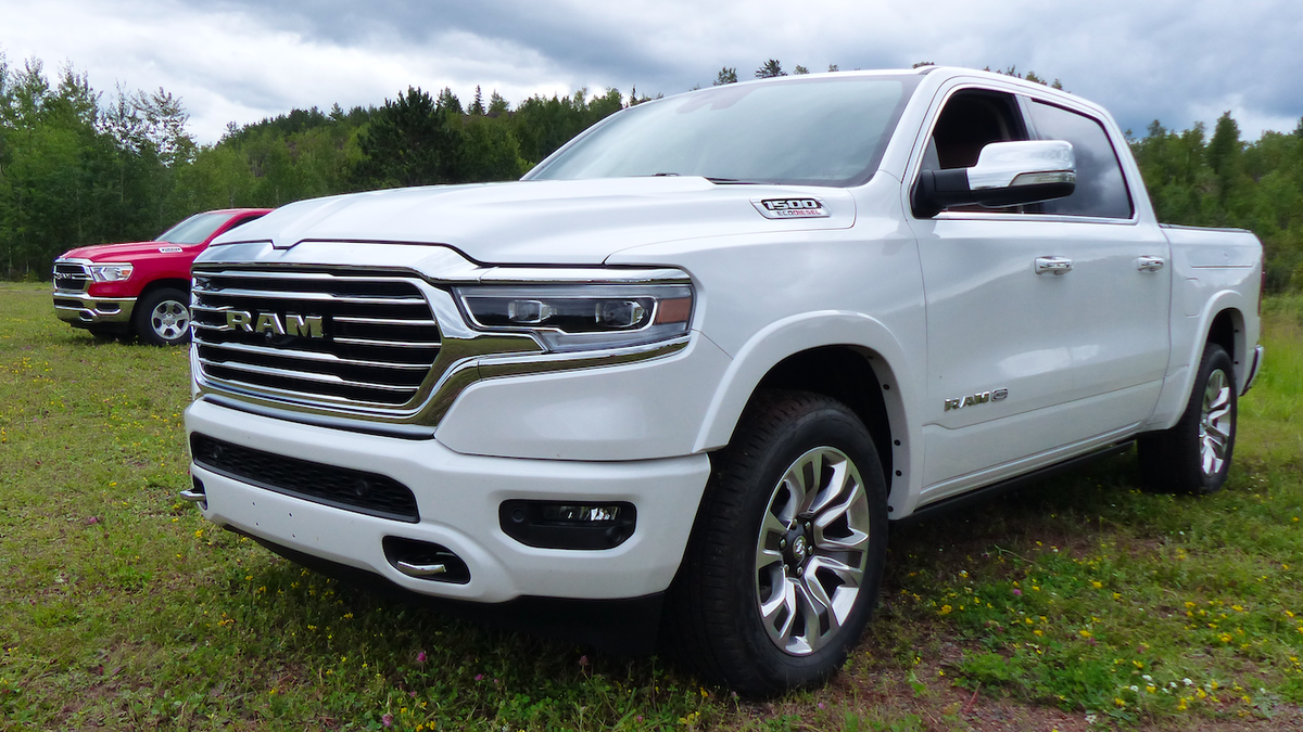 2020 dodge 1500 on 26s