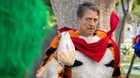 Image for We would really like to see Hugh Grant's phone-taped audition to be Jerry Seinfeld's Tony The Tiger