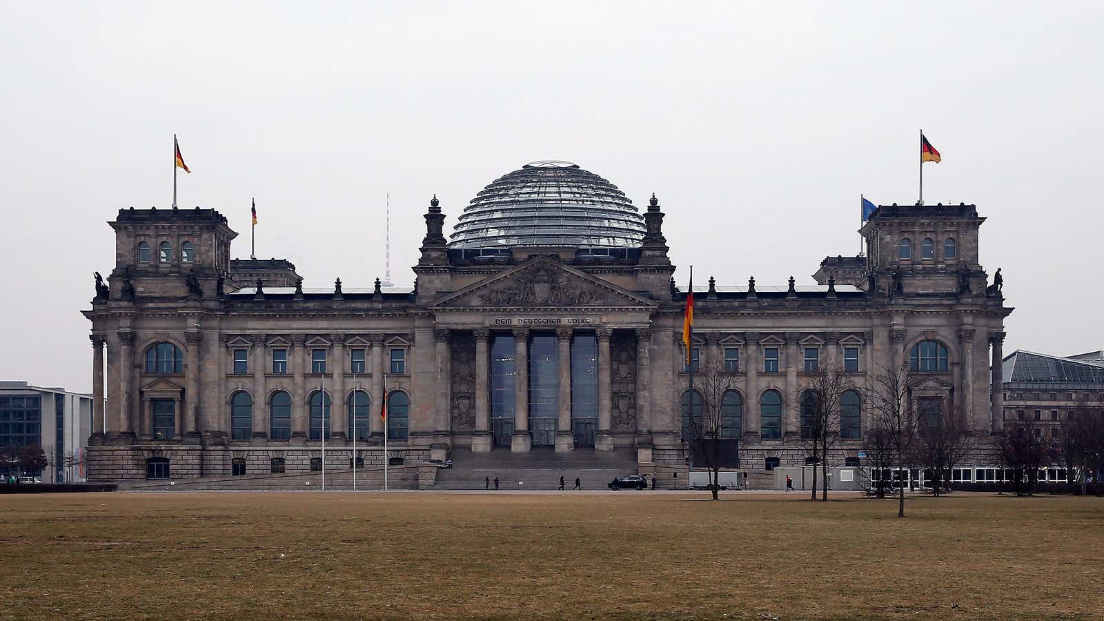 The Russian military is building a replica of Berlin’s Reichstag for ...