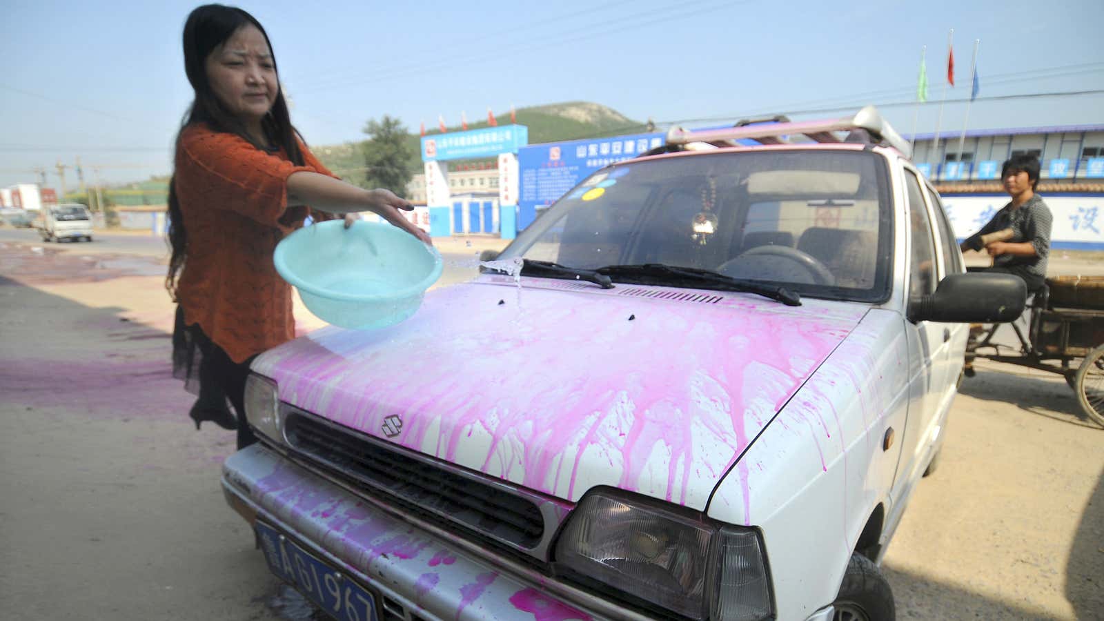 It’s like the Uber for washing cars.