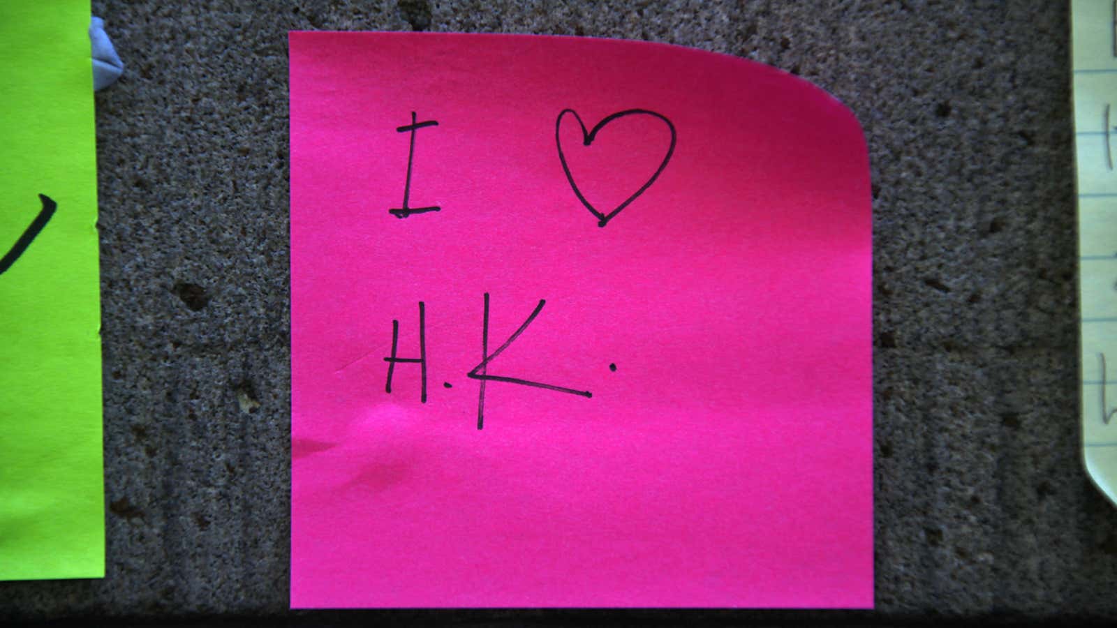 A post-it on a pro-Hong Kong rally.