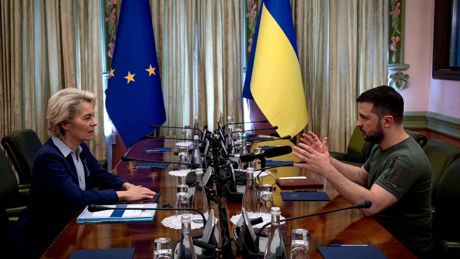 Ursula von der Leyen and Volodymyr Zelenskyy at a surprise meeting in Kyiv on June 11.