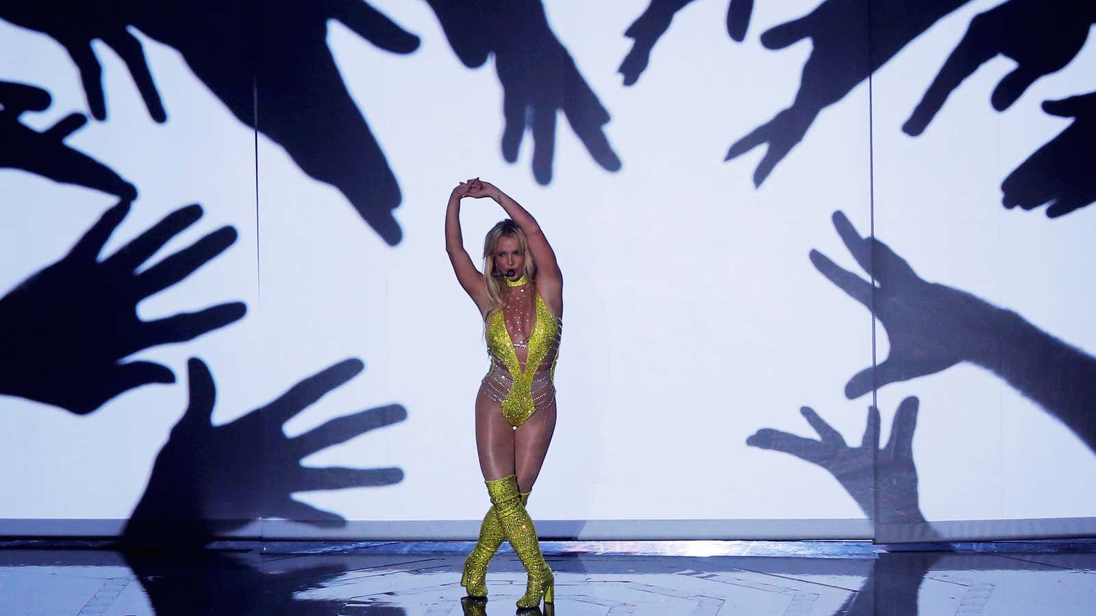 Spears performs at the 2016 VMAs.