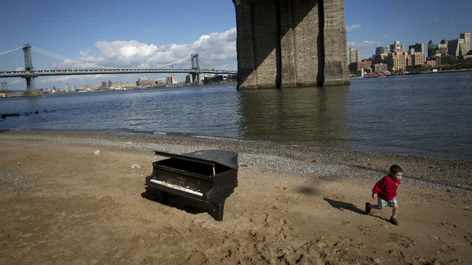 Piano stores are closing as kids lose interest in the instrument.