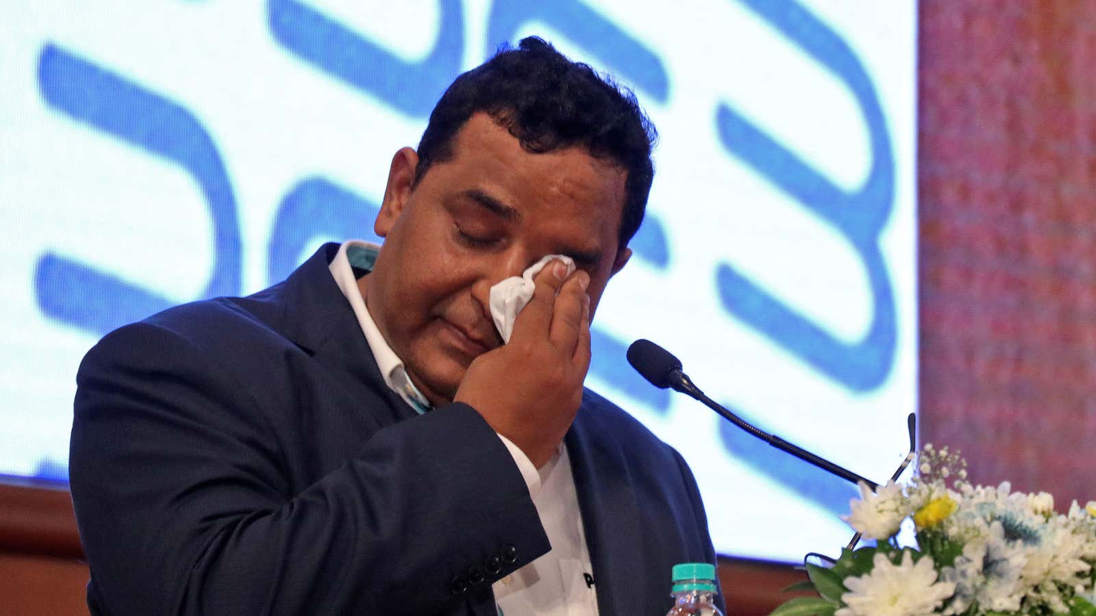 Paytm founder and CEO Vijay Shekhar Sharma breaks down while delivering a speech during his company’s IPO listing ceremony at the Bombay Stock Exchange (BSE)…