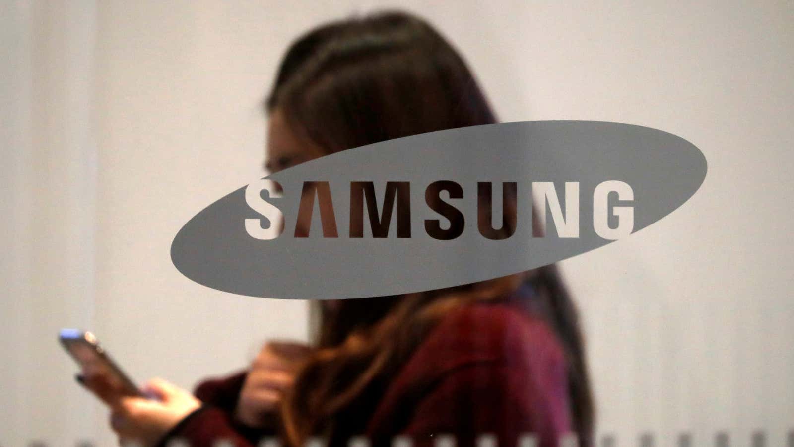 China’s loss is Samsung’s gain.