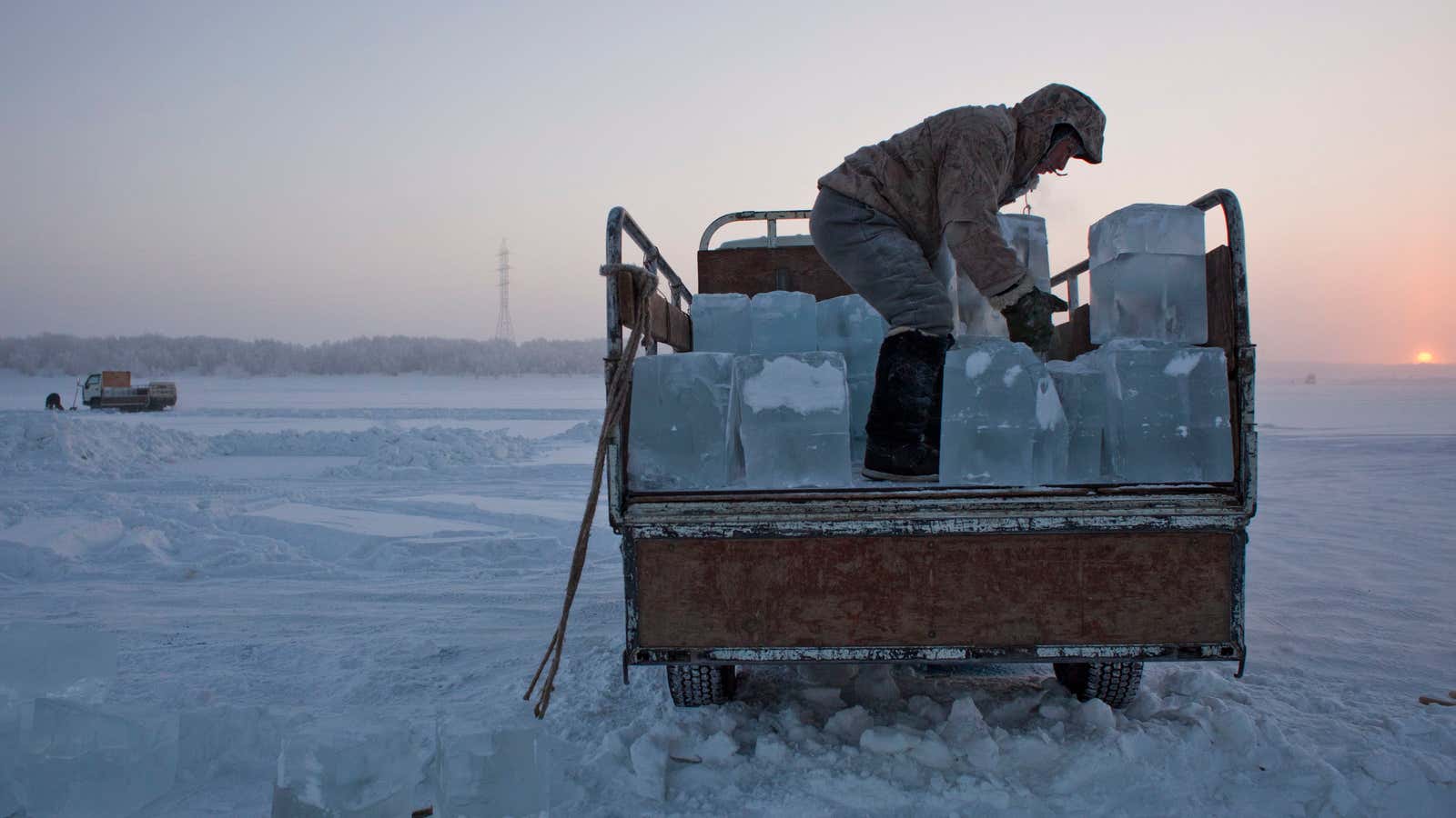 Still, we don’t recommend texting in this weather.