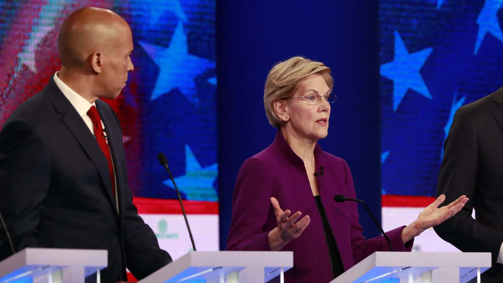 At primary debate, Warren calls for federal law on abortion