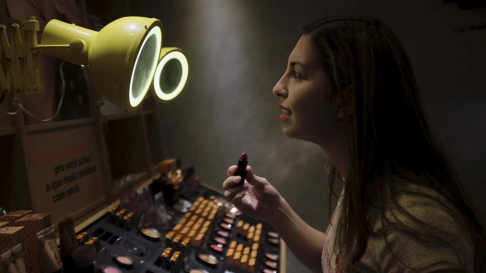 Indian shoppers are buying some of the world’s most affordable beauty products.