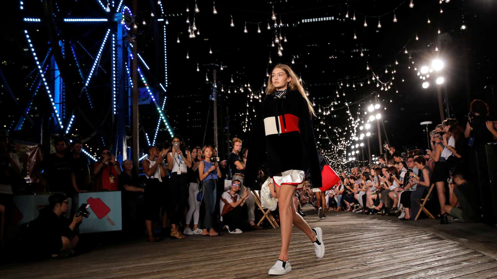 Calvin Klein, Tommy Hilfiger Choose  Over Department Stores