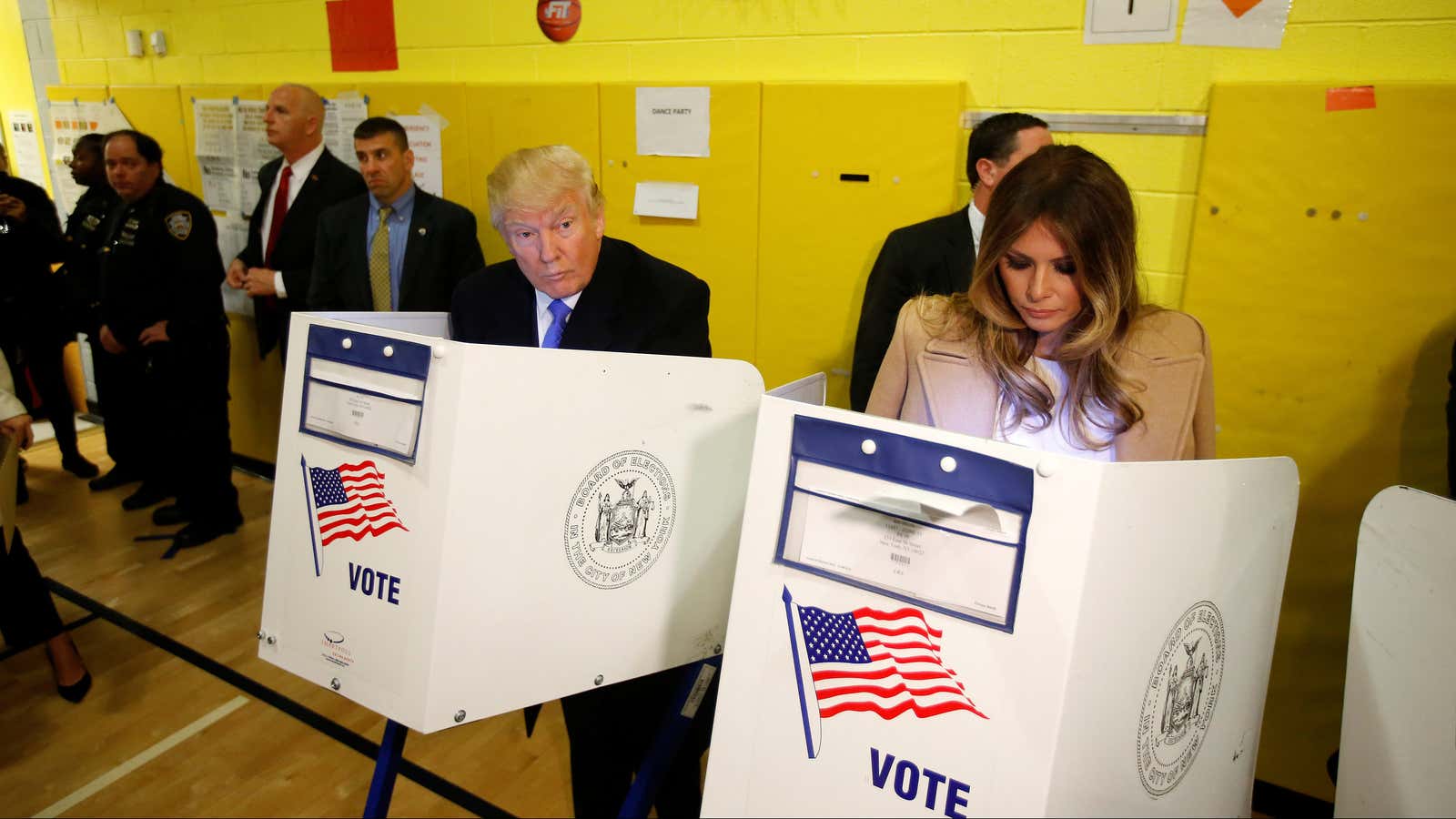 “Chuanpu” casts his vote.