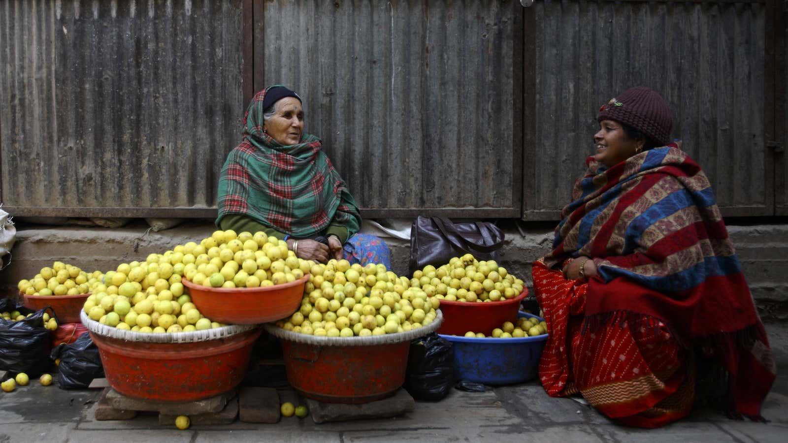 The rise in lemon prices in India echoes onion inflation a decade ago