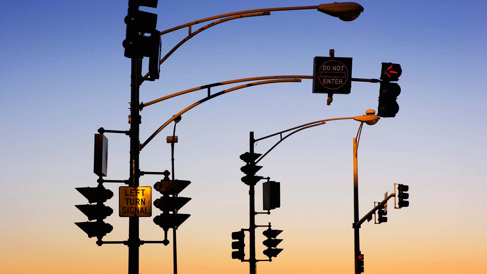 Add traffic lights to the list of connected objects making up the internet of things.