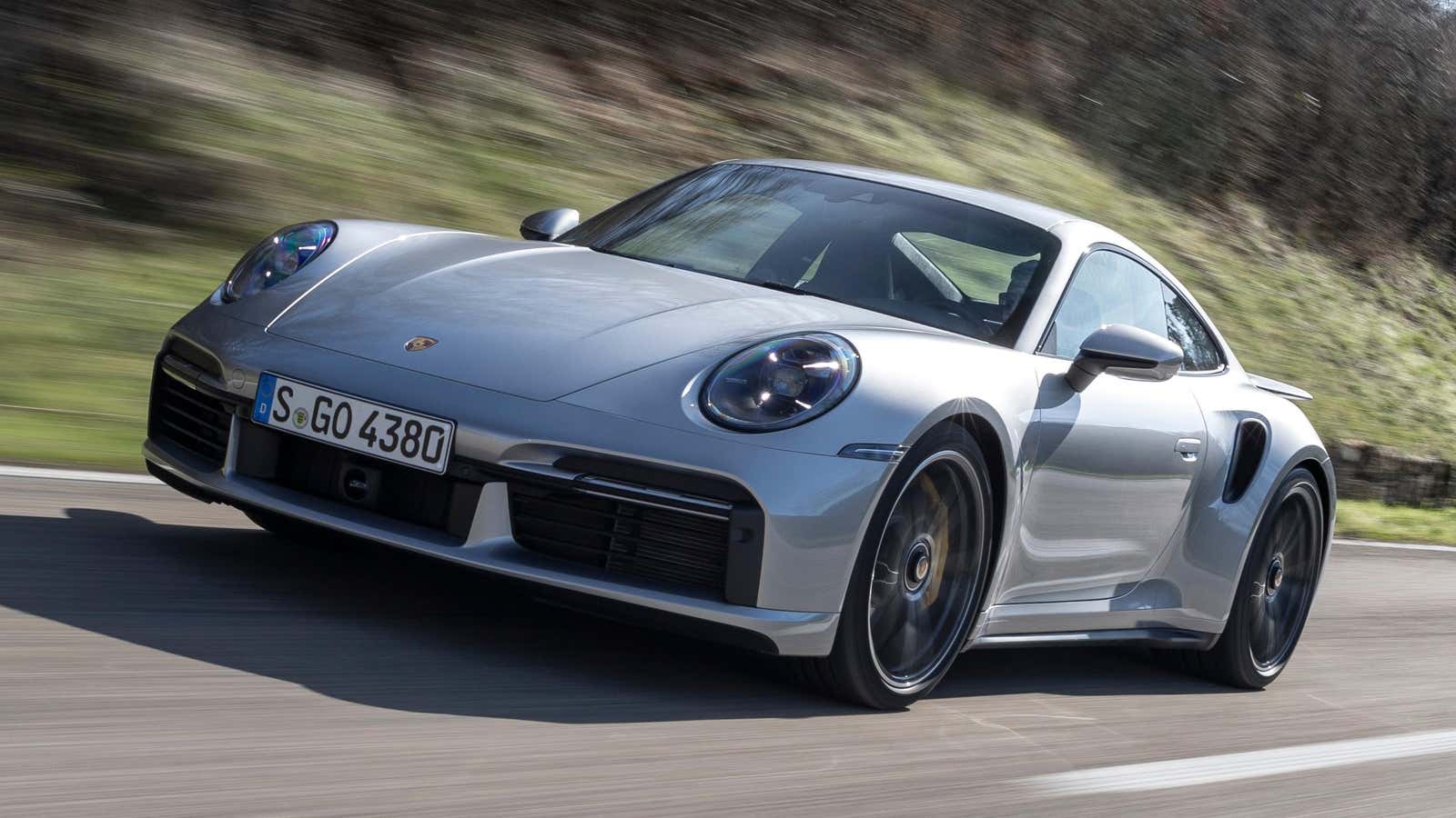 Image for Porsche Designer Says The 911 Has Gotten Too Big