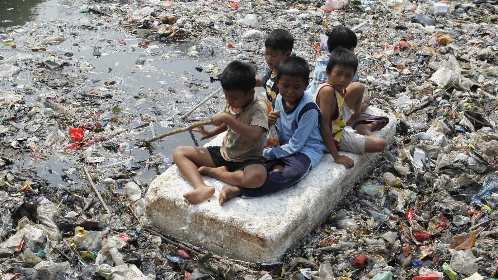 What you do for fun in a Jakarta slum.