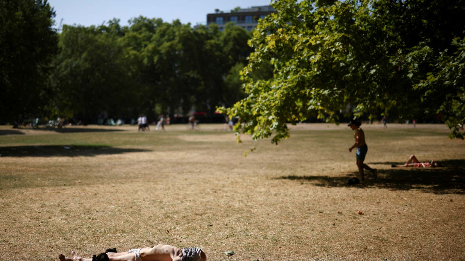 Two thirds of UK workers could be working in extreme heat by the end of the decade