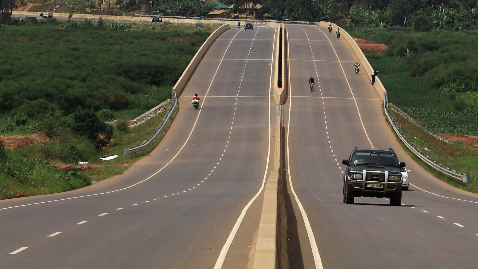 The recently commissioned Chinese-built 51-kilometer (31 miles) four-lane expressway connecting Uganda’s capital Kampala to Entebbe International Airport