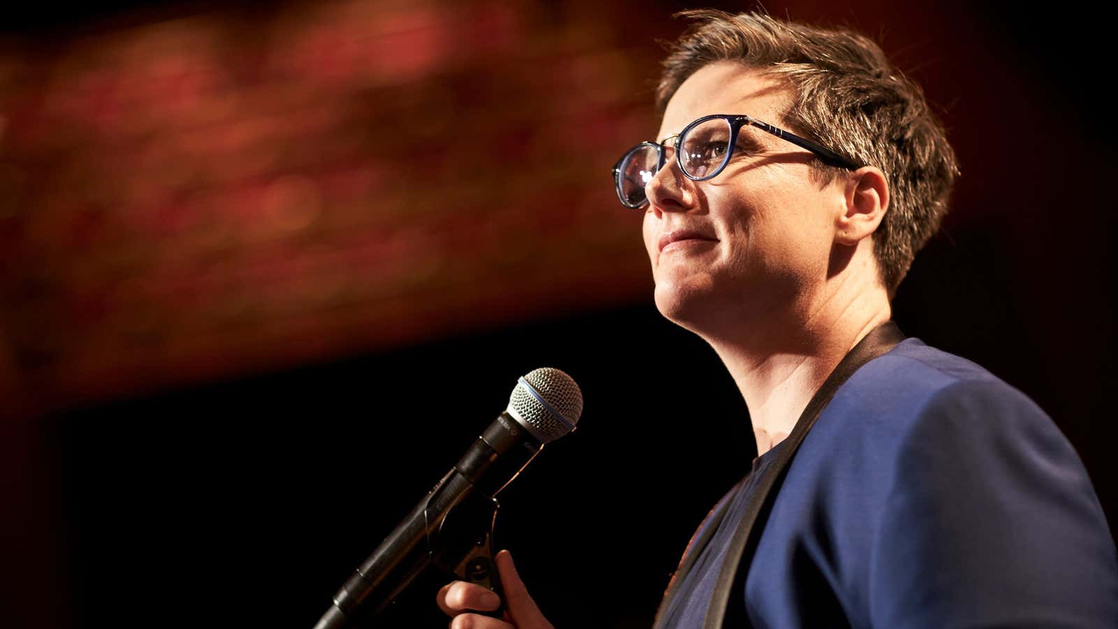 Hannah Gadsby rewrites the way we tell jokes in “Nanette”