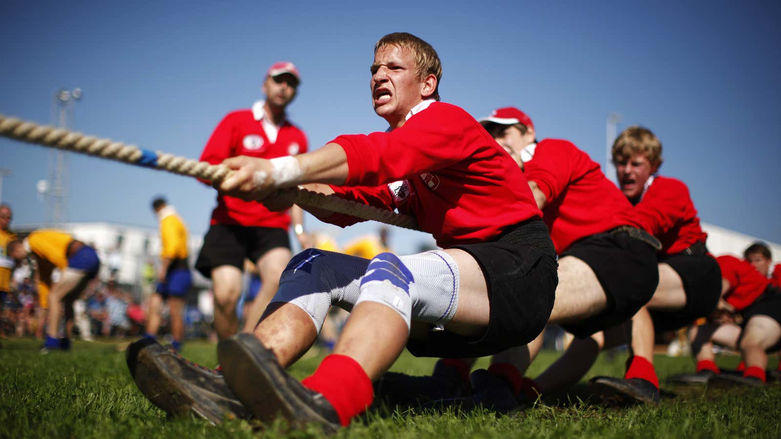 Tug of store war injuries