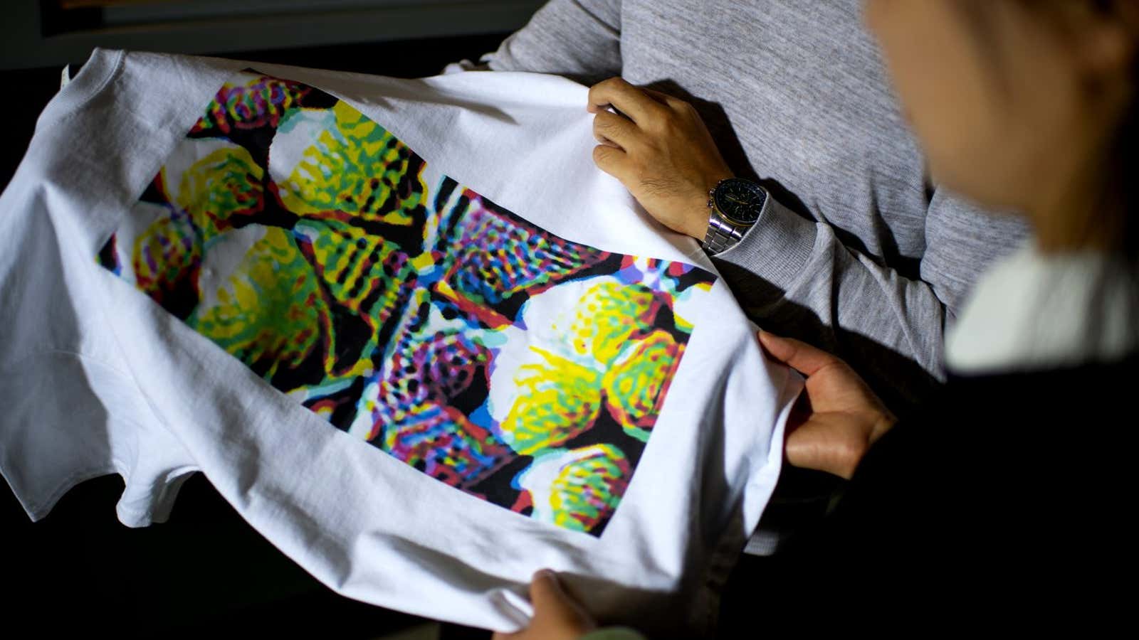 This AI-evading t-shirt is still only 63% effective in the physical world.