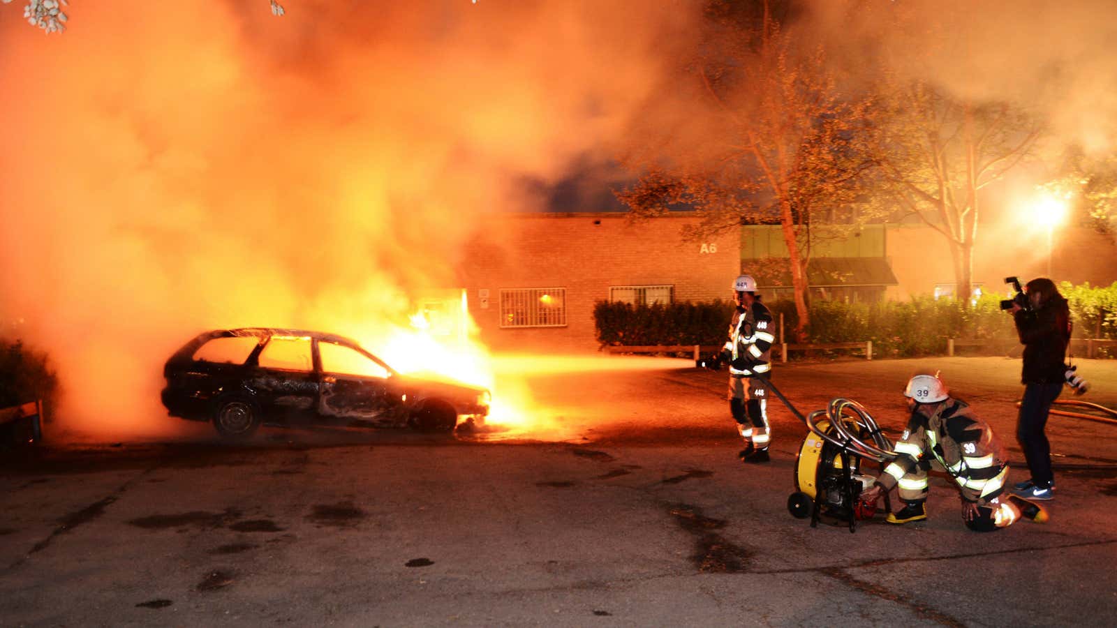 Young people riot in Kista, Sweden after police shot and killed a man in the immigrant neighborhood.