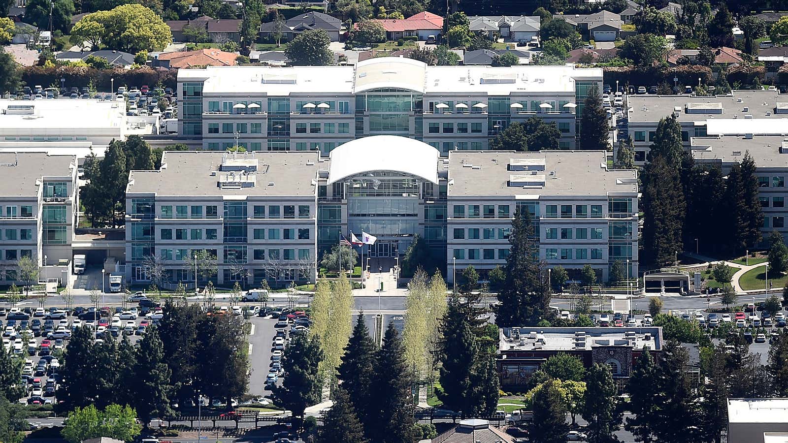 Apple’s 1 Infinite Loop headquarters.