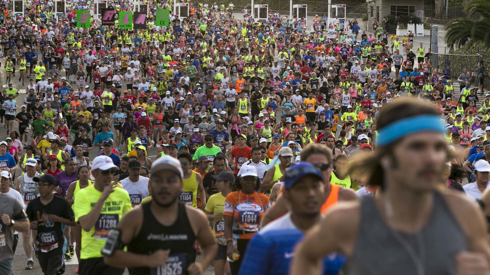 You know what they say: better runner, longer ring finger.