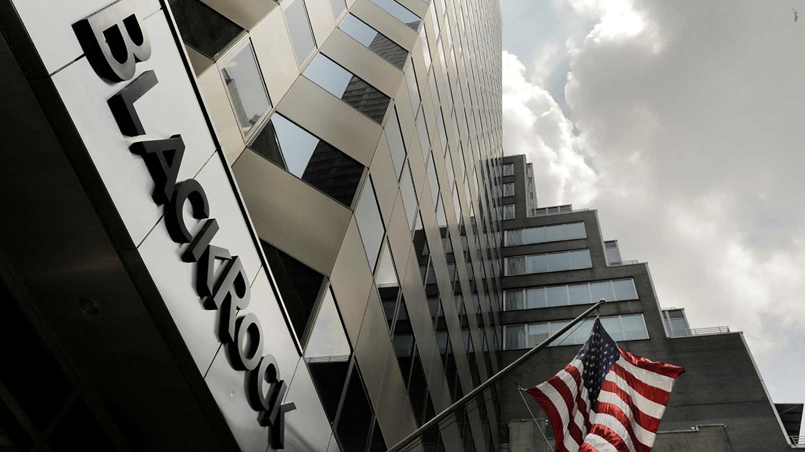 FILE PHOTO: A sign for BlackRock Inc hangs above their building in New York U.S., July 16, 2018. REUTERS/Lucas Jackson//File Photo