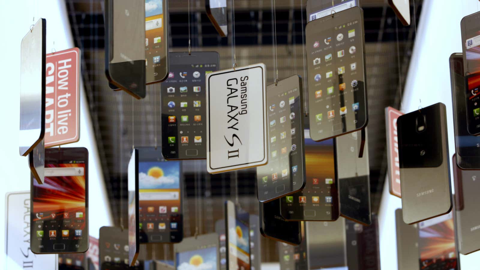 Why Samsung and Apple shouldn’t expect to keep making wild profits from smartphones