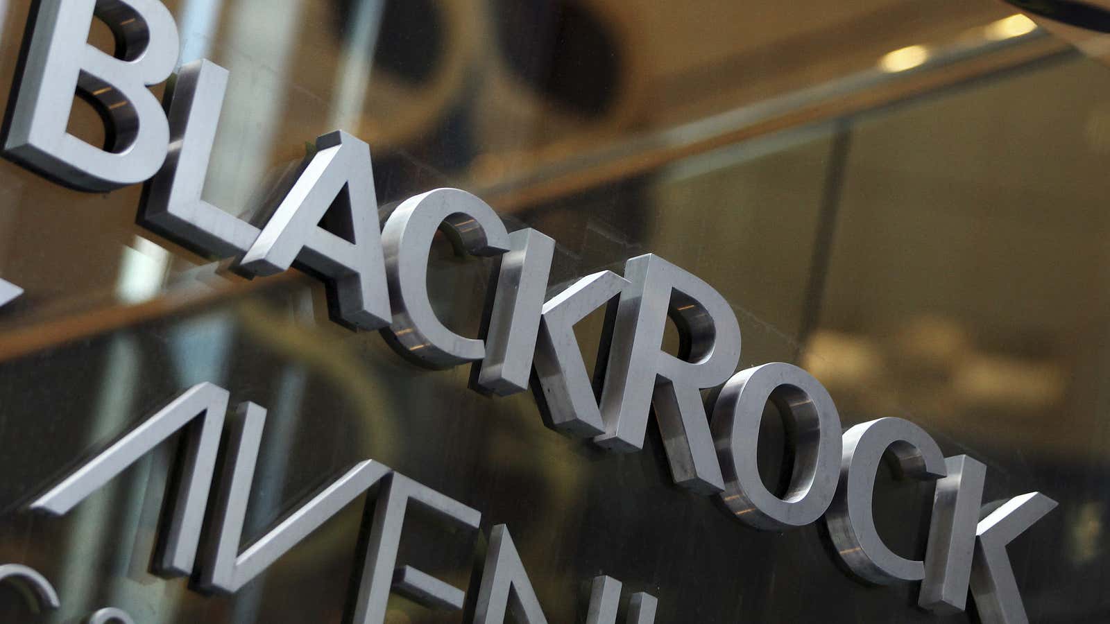 BlackRock acquired FutureAdvisor, a robo-advising firm.