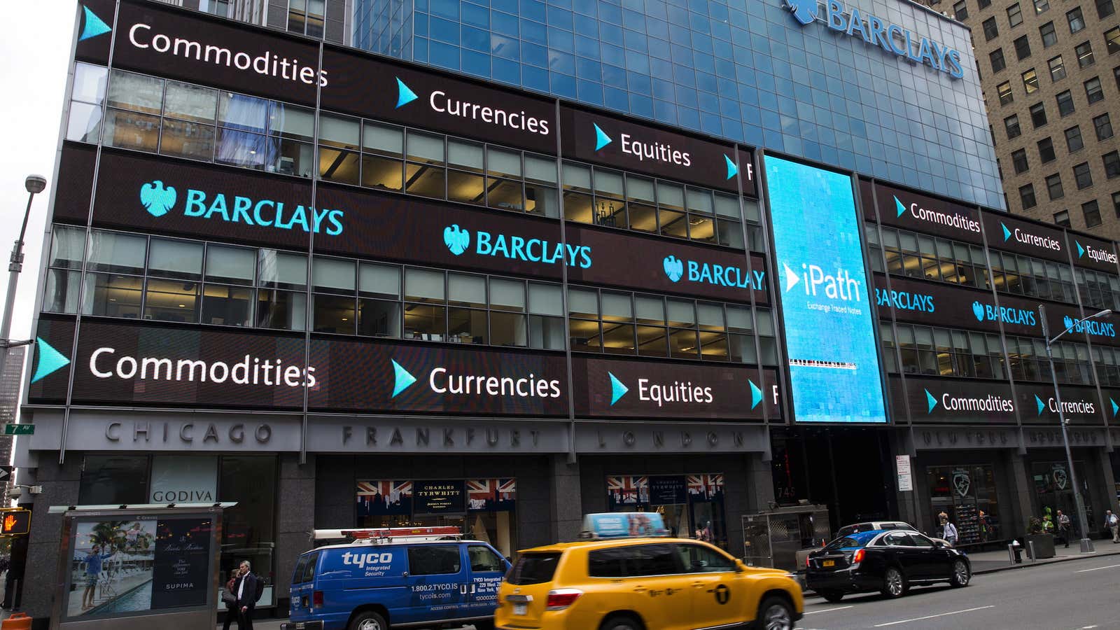 Barclays becomes the first UK bank to support bitcoin.