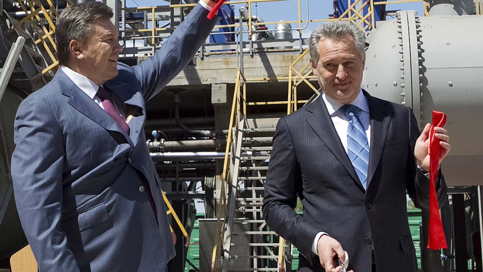 The good old days–Yanukovych, left, and Firtash.