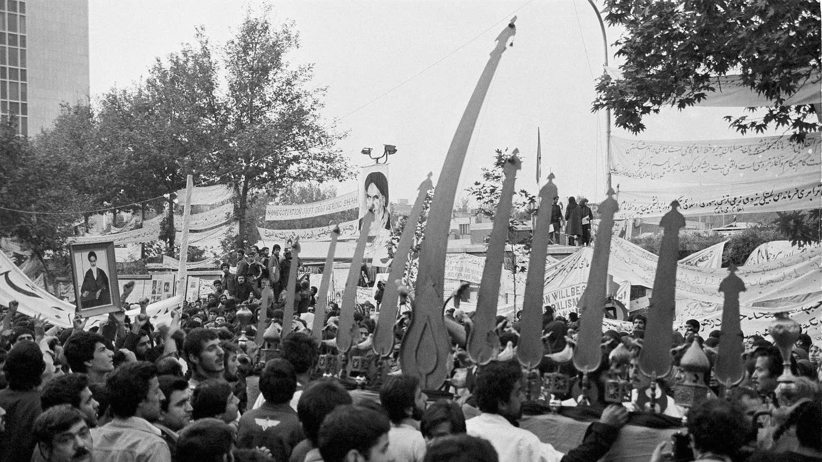 Demonstrators protest outside the US embassy to Iran in 1979.