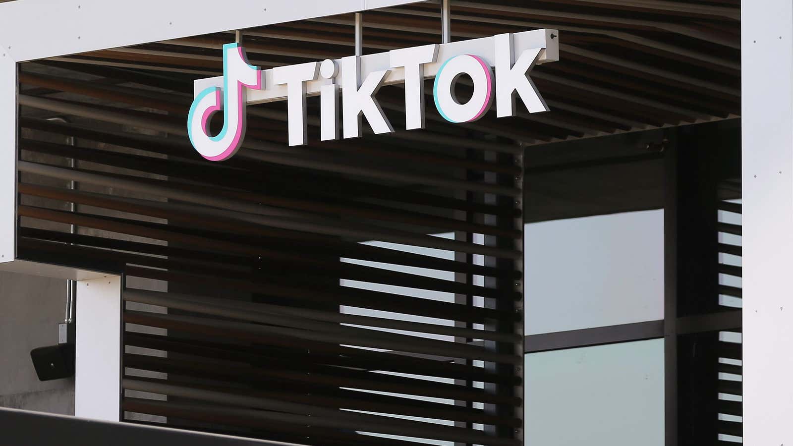 🌎 Montana bans TikTok