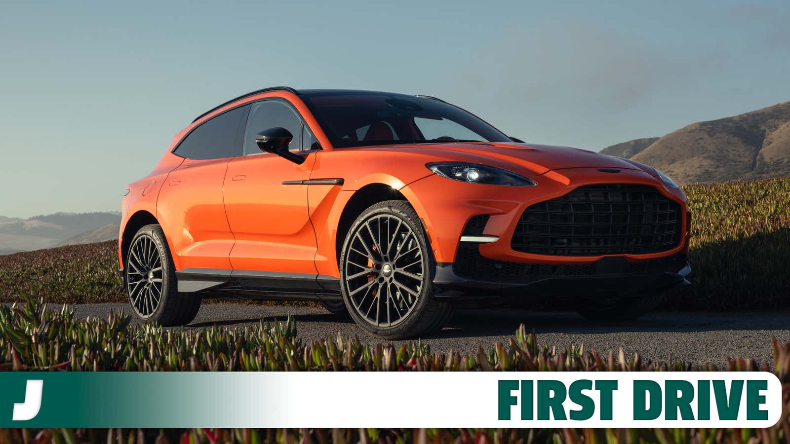 El Aston Martin DBX707 2025 alcanza su evolución Charizard