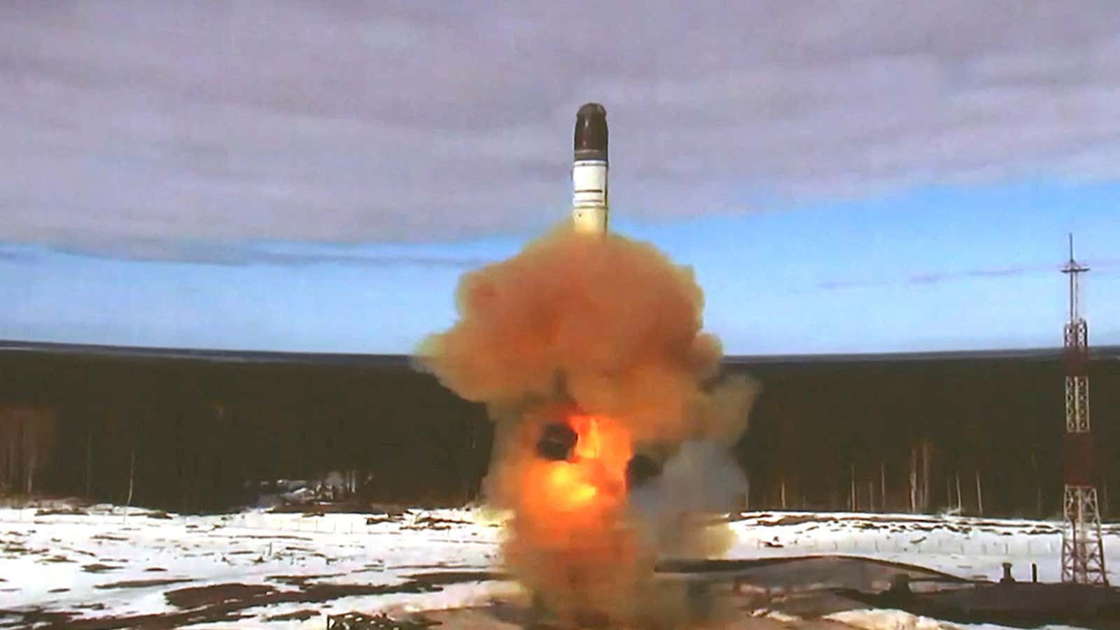 The Sarmat intercontinental ballistic missile is launched during a test at Plesetsk cosmodrome in Arkhangelsk region, Russia, in this still image taken from a video released on April 20, 2022. Russian Defence Ministry/Handout via REUTERS ATTENTION EDITORS – THIS IMAGE WAS PROVIDED BY A THIRD PARTY. NO RESALES. NO ARCHIVES. MANDATORY CREDIT.