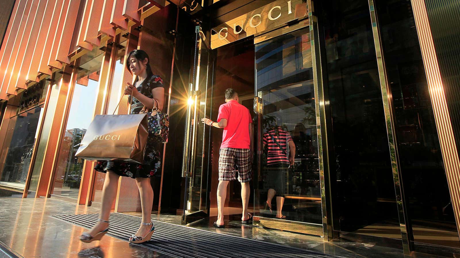 59% of wealthy Chinese prefer “high awareness” luxury brands.