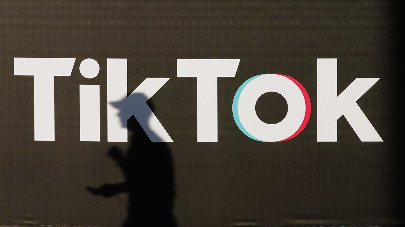 5 US states are banning TikTok from government phones