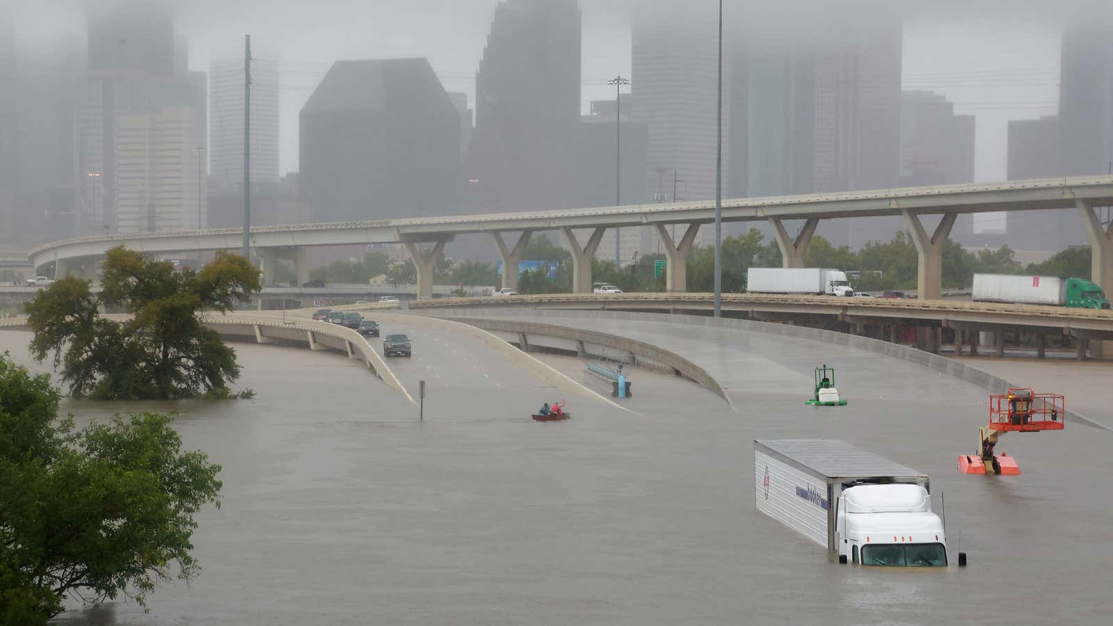 The flooded bridge over I-45 that capsized Alonso Guillen’s boat.