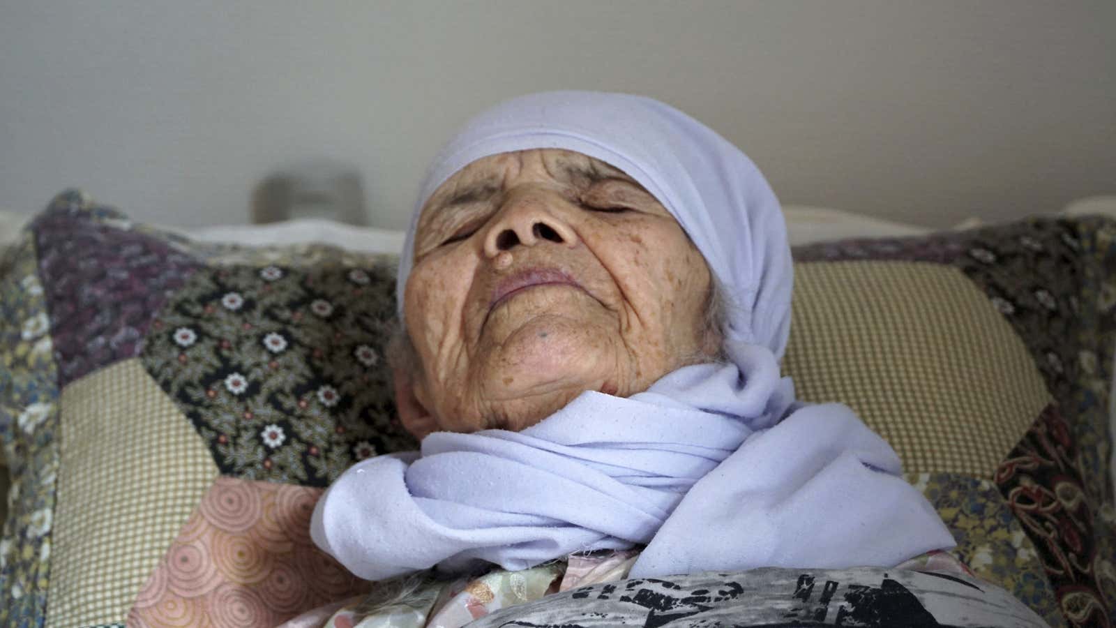 106-year old Afghan refugee Bibihal Uzbeki.