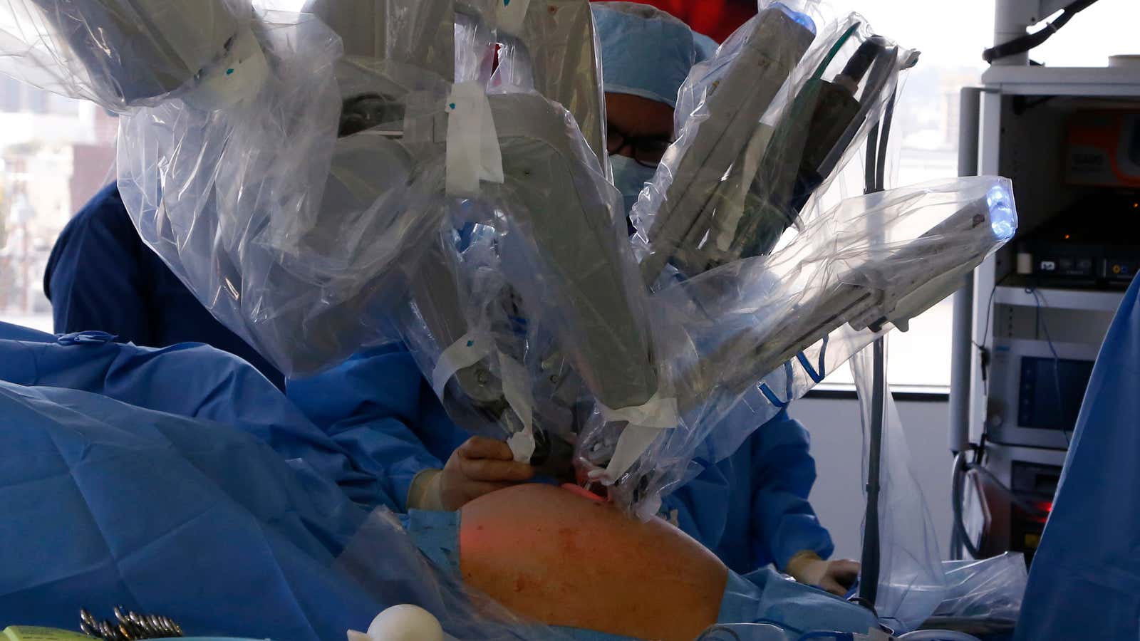 A robotic-assisted hysterectomy performed in 2014 at miVIP Surgery Center, in Los Angeles, California.