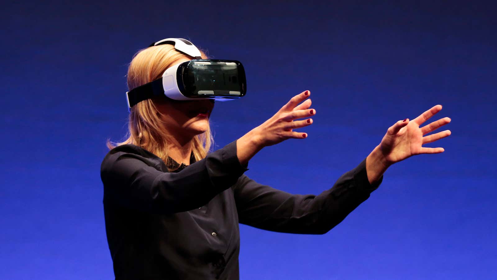 Interviewing job candidates with virtual reality headsets could remove gender bias.